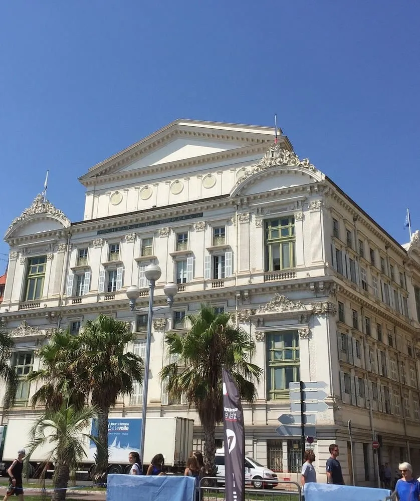 Catedral St. Repartee Catedral St. Repartee