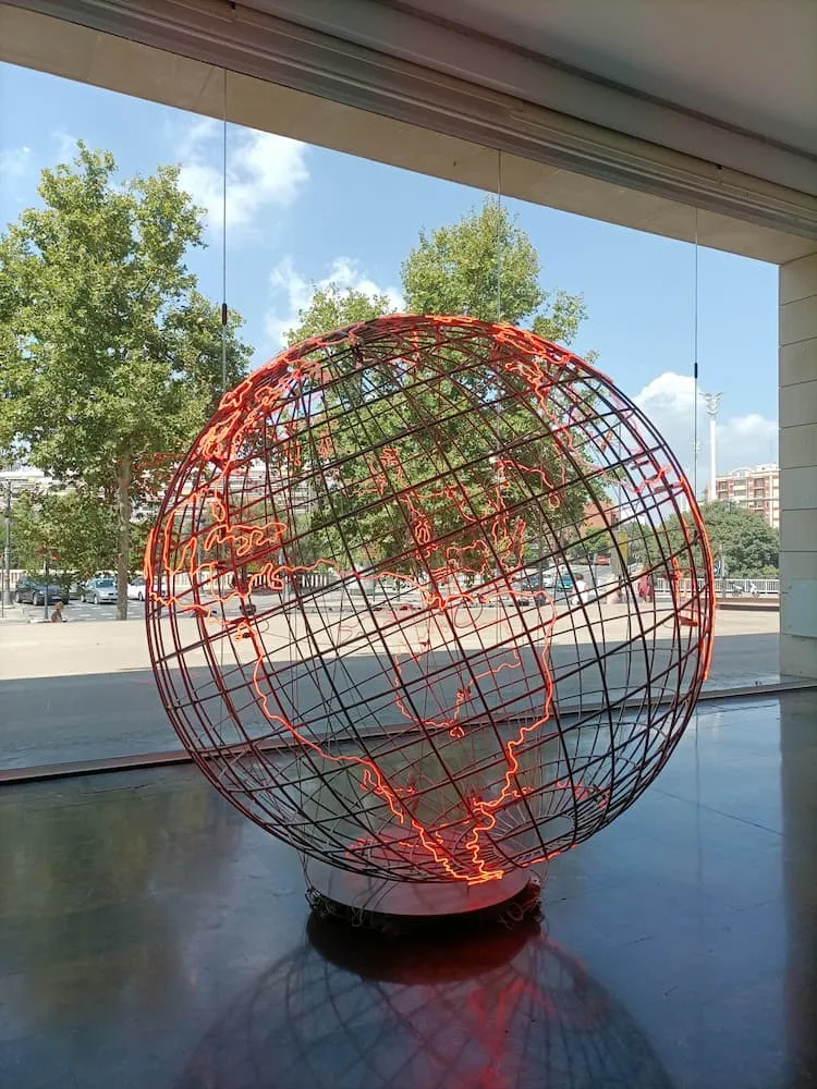 IVAM Modern Art IVAM Modern Art