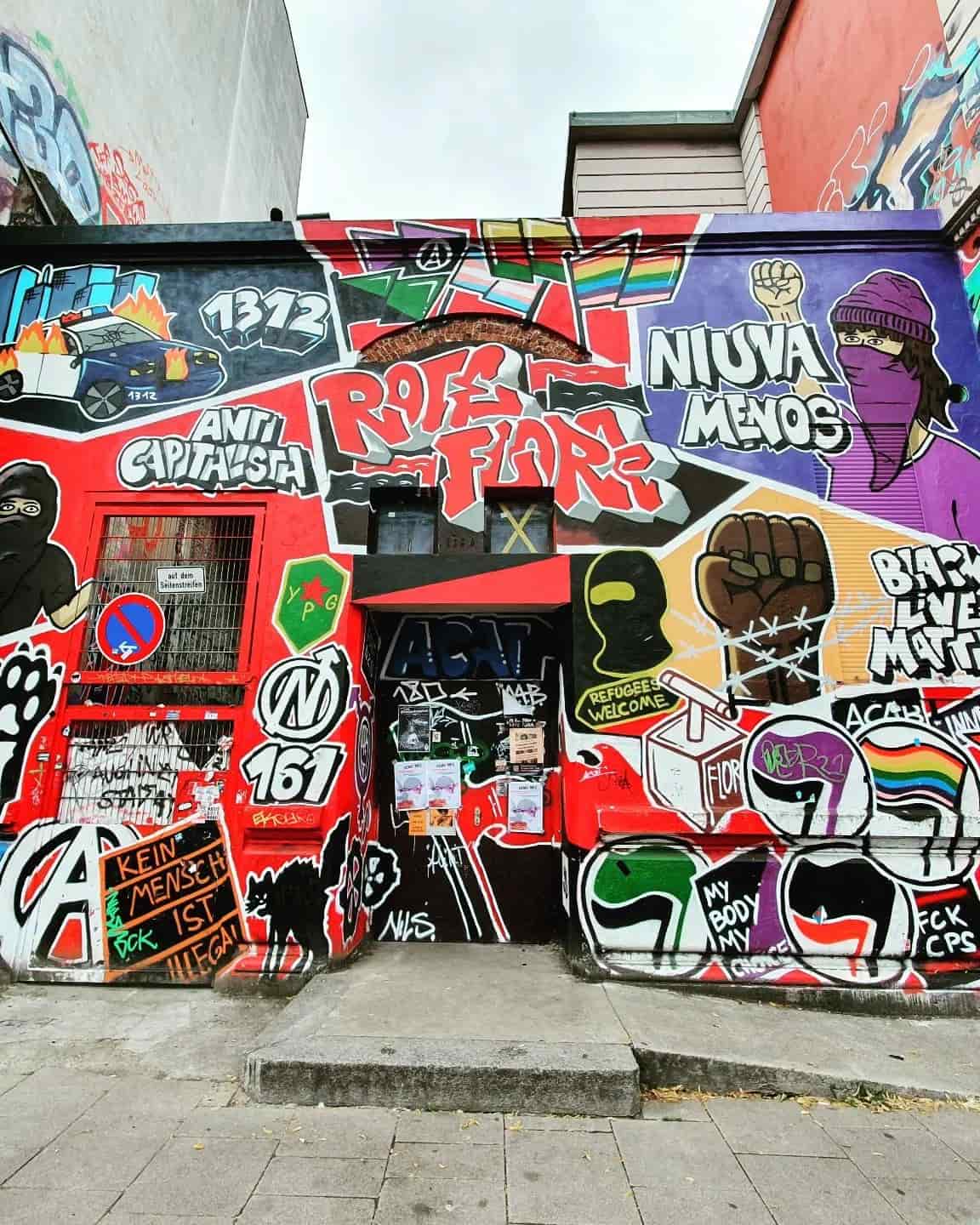 Rote Flora, Amburgo, Germania Rote Flora, Amburgo, Germania