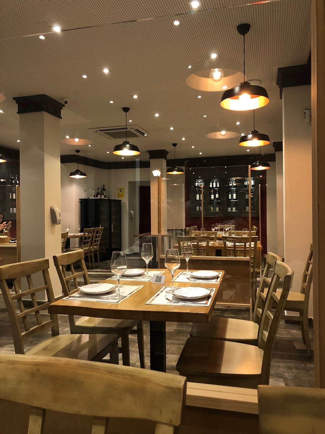 Blanca Paloma, Alameda de Hércules, Siviglia, Spagna Blanca Paloma, Alameda de Hércules, Siviglia, Spagna