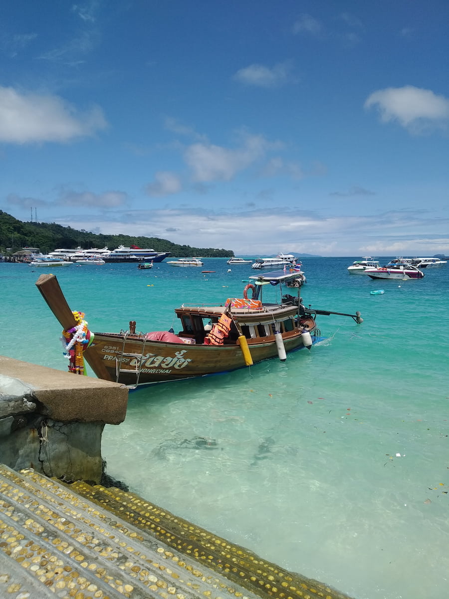 Loh Dalum, Phi Phi Loh Dalum, Phi Phi