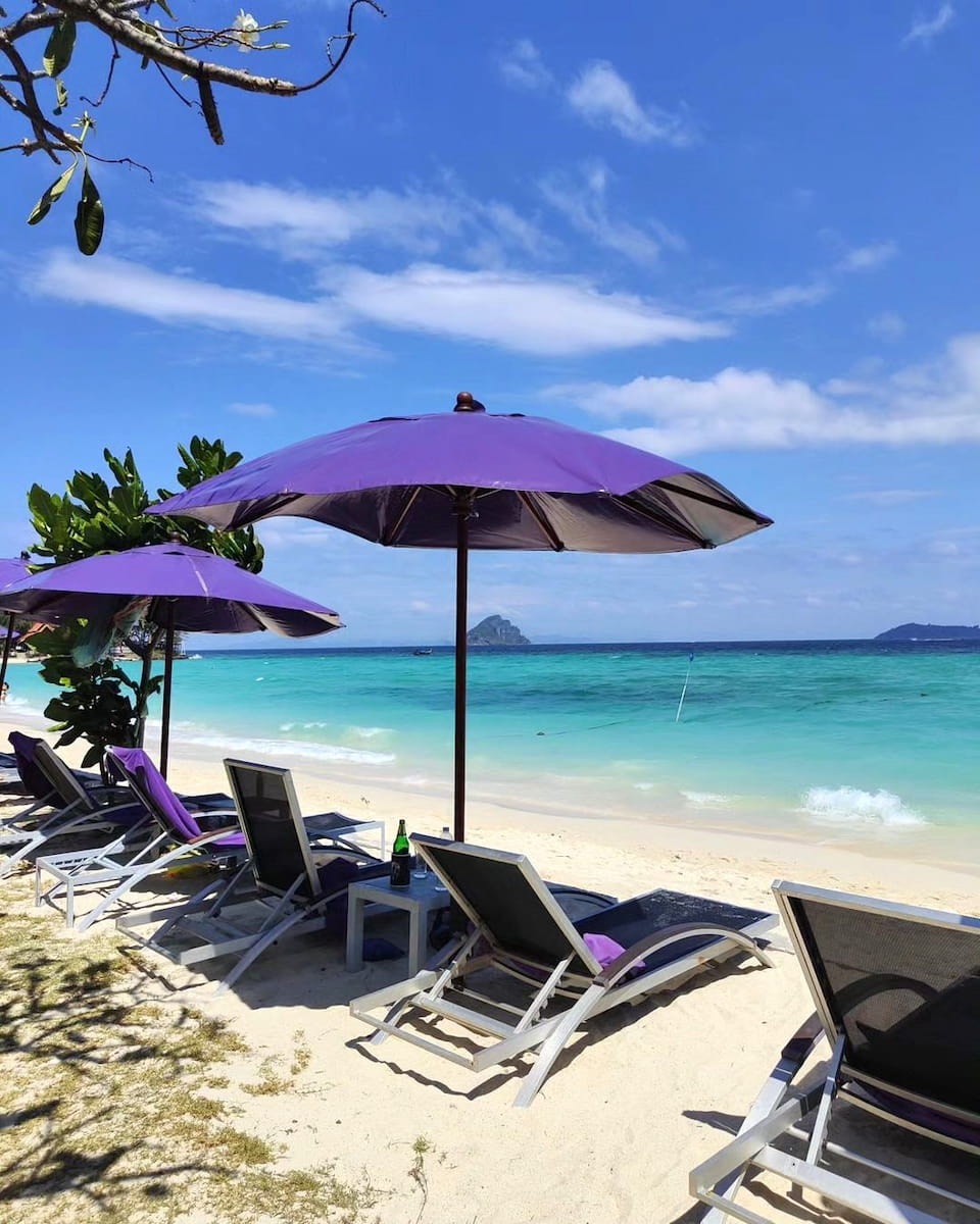 Laem Tong, Phi Phi Laem Tong, Phi Phi