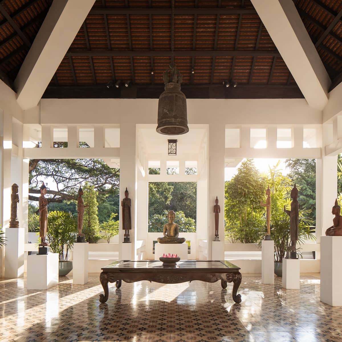 Siem Reap: Charles de Gaulle Boulevard Siem Reap: Charles de Gaulle Boulevard