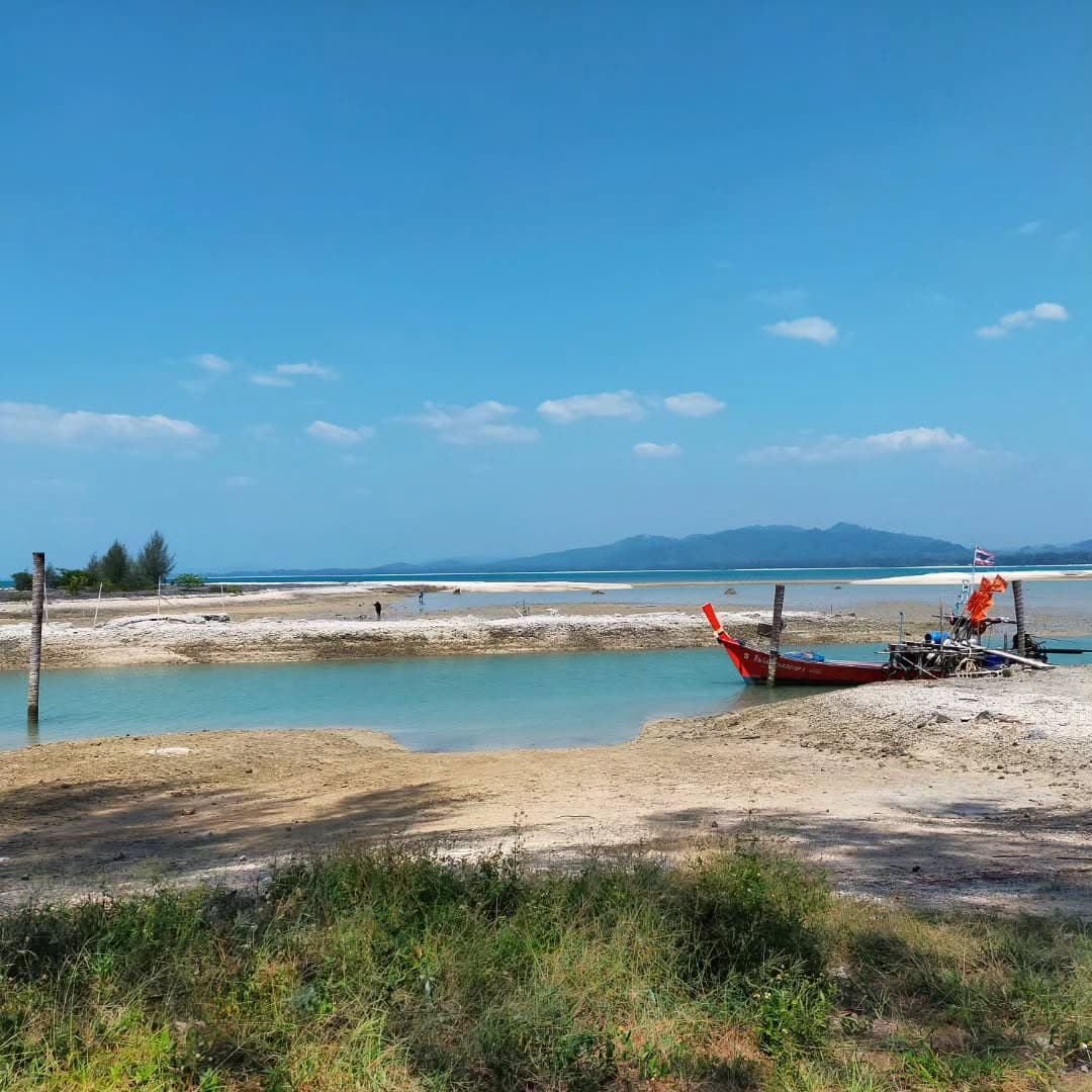 Pakarang & White Sand Beach Pakarang & White Sand Beach