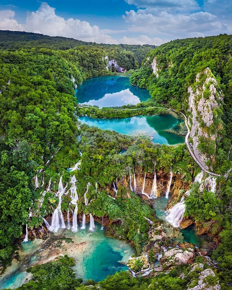 Plitvice Lakes, Croatia Plitvice Lakes, Croatia
