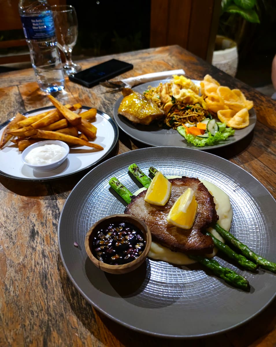 Semabu Hills Restaurant, Nusa Penida Semabu Hills Restaurant, Nusa Penida