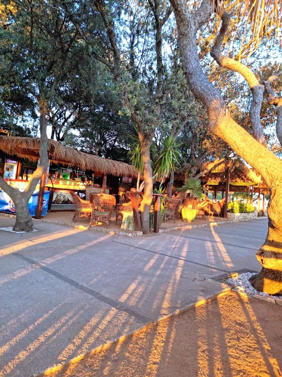 Caffe Bar Oaza, Pag Caffe Bar Oaza, Pag