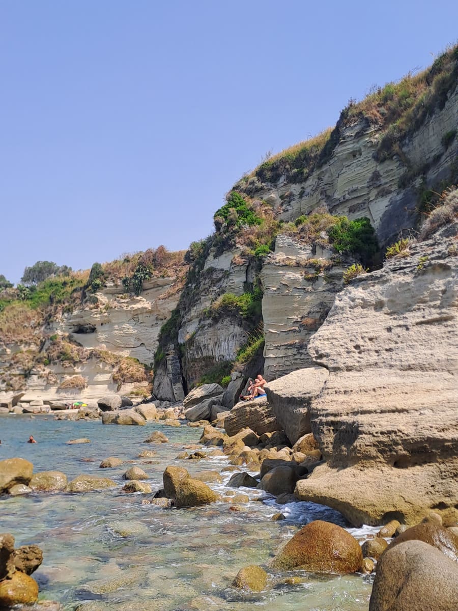 Spiaggia U Sapuni, Tropea Spiaggia U Sapuni, Tropea